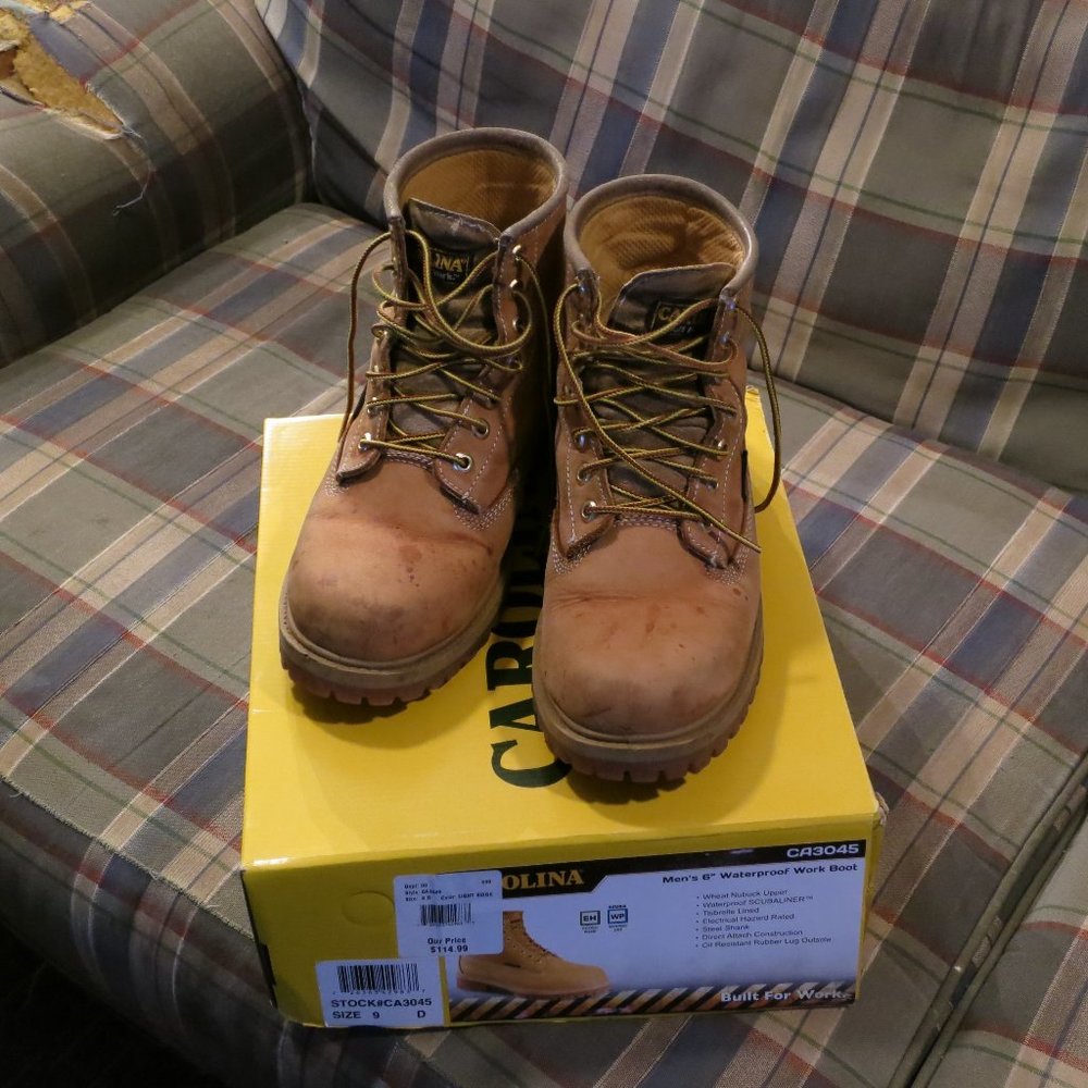 Carolina 6" wheat work boots mens 9D CA3045